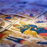 Lee más sobre el artículo El Tarot Terapéutico: Una Herramienta de Crecimiento Personal